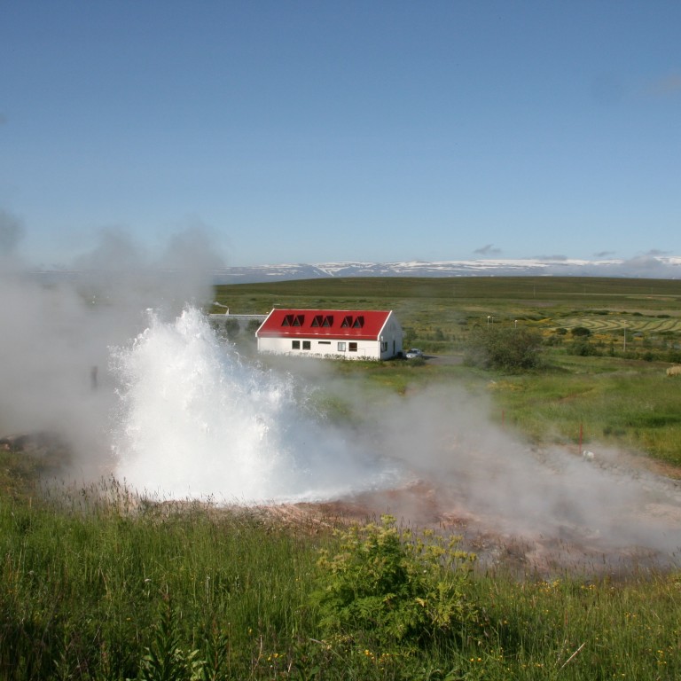 Ystihver á Hveravöllum gýs sumar 2009