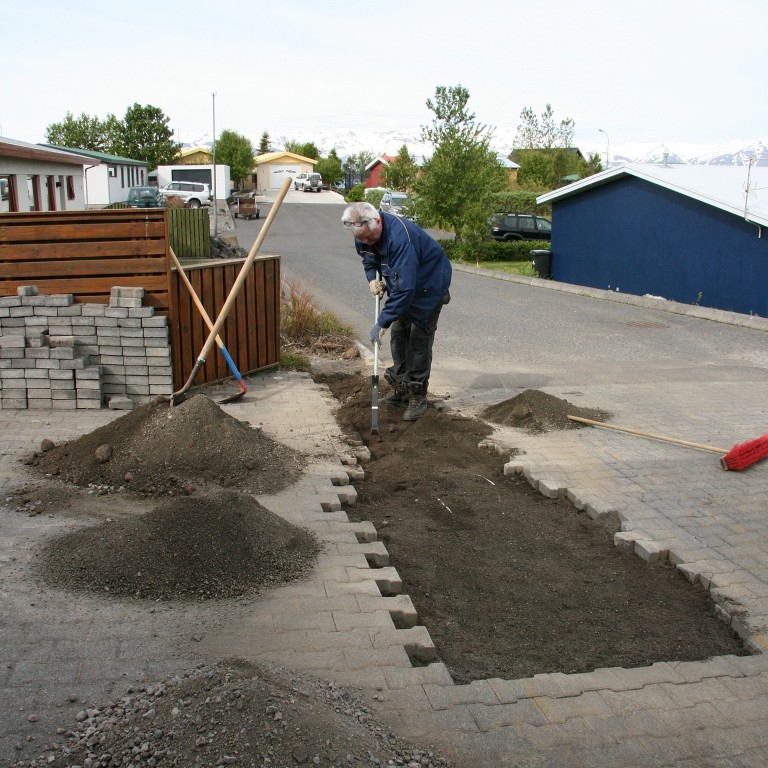 Unnið að frágangi